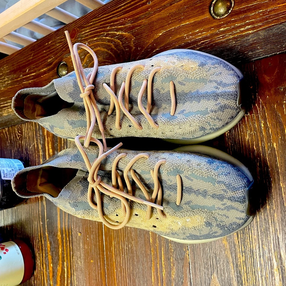 Yeezy mens shoes